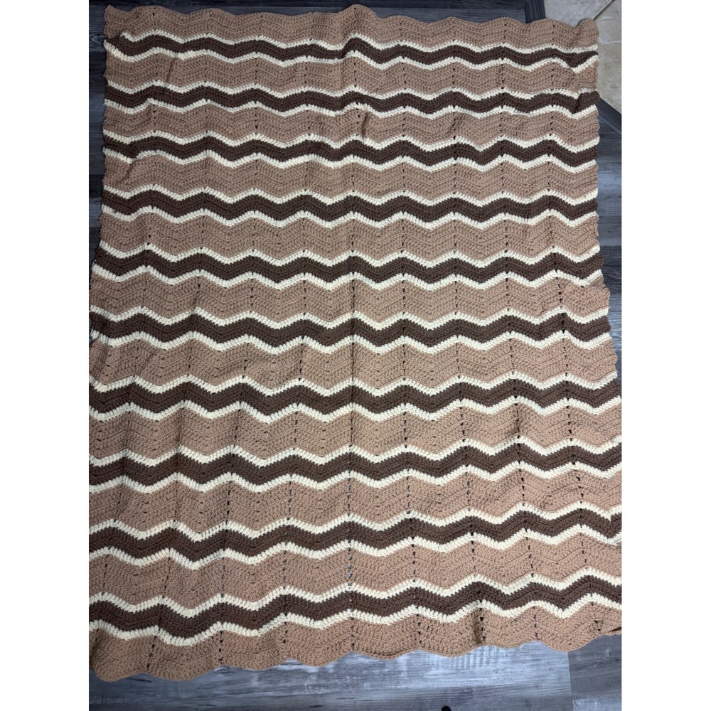 Vintage Handmade Crochet Chevron Ripple Throw Blanket Brown Tan Cream Afghan - Picture 3 of 3